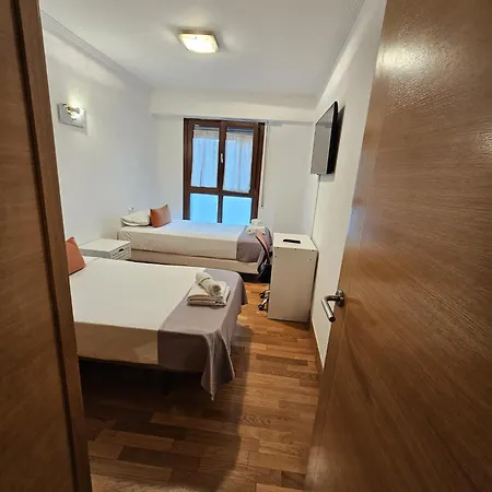 アパート Sagarra By Ruva